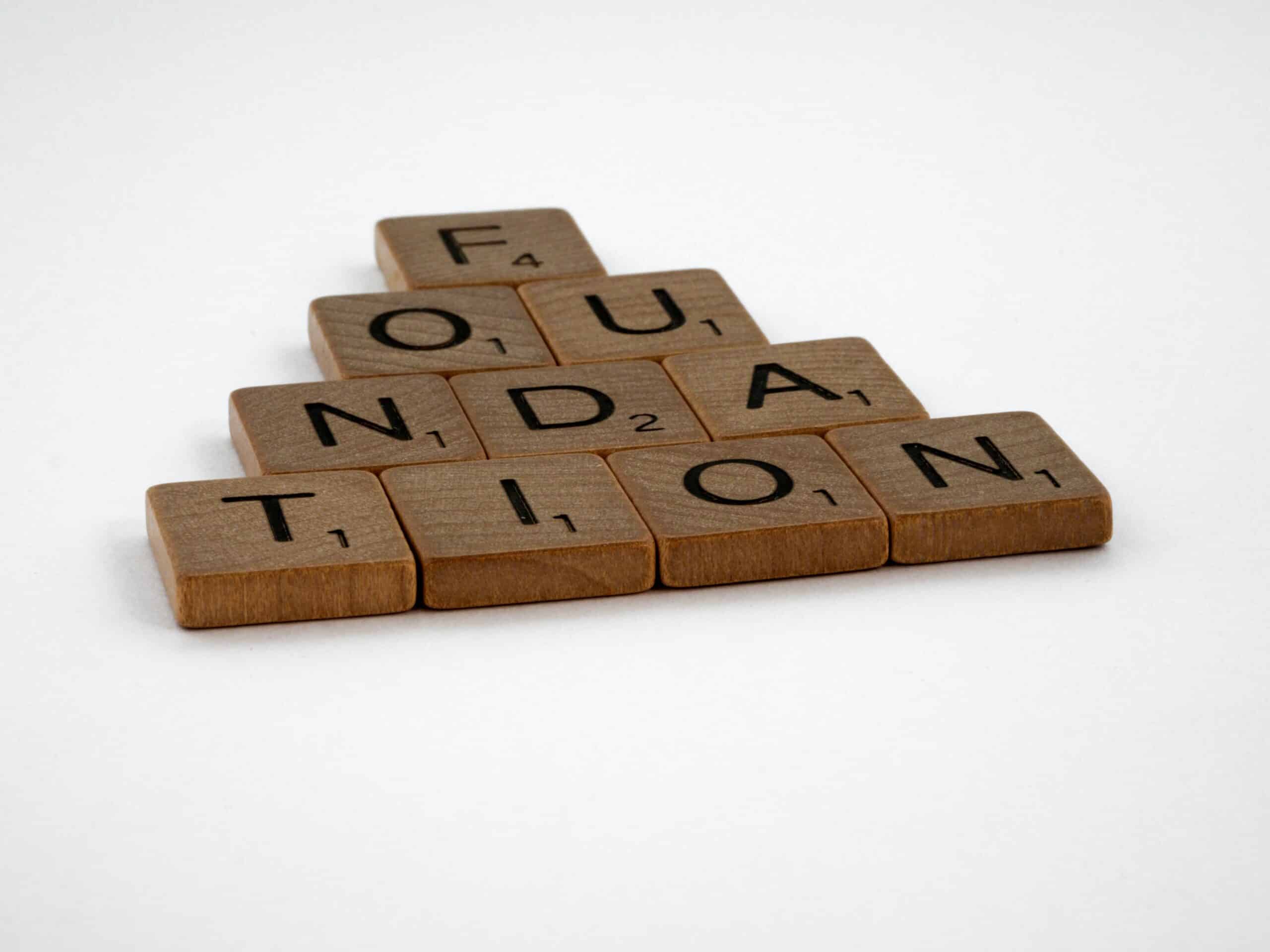 Foundation Models 101: a guide with essential FAQs